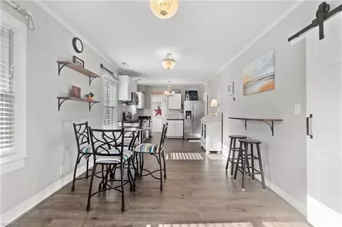 Dining - 259 N Second St, Hampton, VA 23664 photo 1 of 1