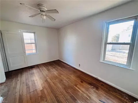 121 Clyde St, Hampton, VA 23669 photo 16