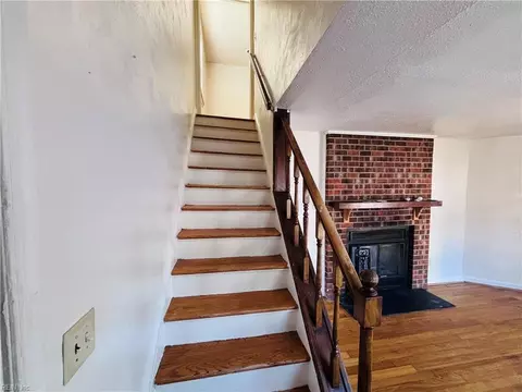 121 Clyde St, Hampton, VA 23669 photo 8