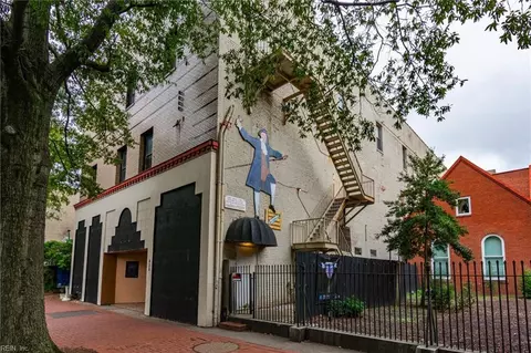 430 High St, Portsmouth, VA 23704