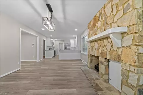 Living - 3822 Deer Path Rd, Suffolk, VA 23434 photo 2 of 10