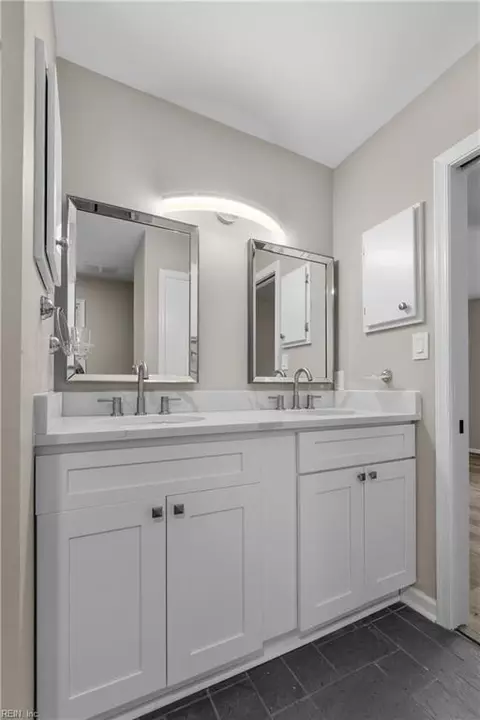 Bath - 3822 Deer Path Rd, Suffolk, VA 23434 photo 3 of 10