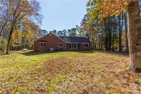 Exterior - 3822 Deer Path Rd, Suffolk, VA 23434 photo 3 of 7