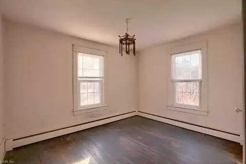 6346 Main St, Gloucester, VA 23061 photo 17
