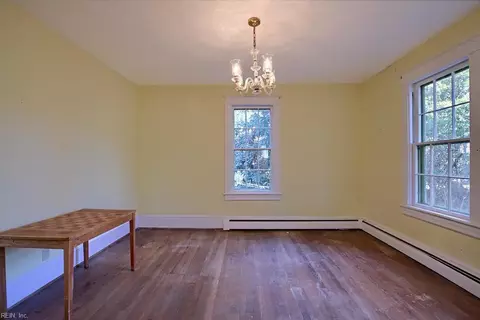 6346 Main St, Gloucester, VA 23061 photo 10