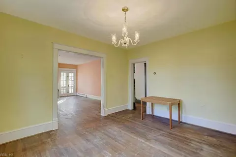 6346 Main St, Gloucester, VA 23061 photo 11