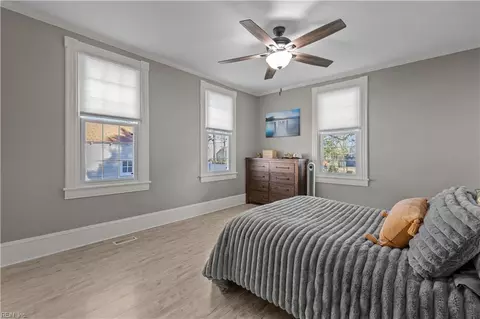 Bedroom - 437 Colbert Ave, Hampton, VA 23669 photo 4 of 6