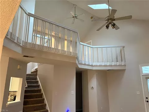 Entry Way - 116 Esplanade Pl, Chesapeake, VA 23320 photo 2 of 7