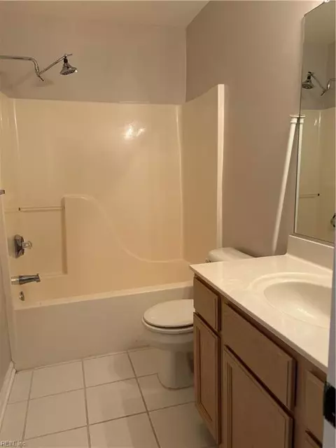 Bath - 116 Esplanade Pl, Chesapeake, VA 23320 photo 4 of 5