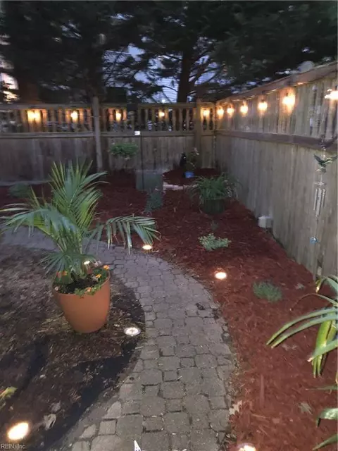 Exterior - 116 Esplanade Pl, Chesapeake, VA 23320 photo 5 of 5