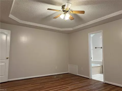 Bedroom - 116 Esplanade Pl, Chesapeake, VA 23320 photo 2 of 4