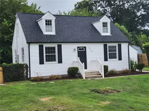 1320 Duncan Ln, Virginia Beach, VA 23455