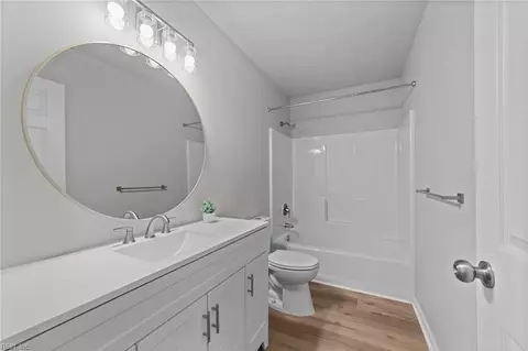Bath - 16154 E Byron Dr, Smithfield, VA 23430 photo 3 of 3