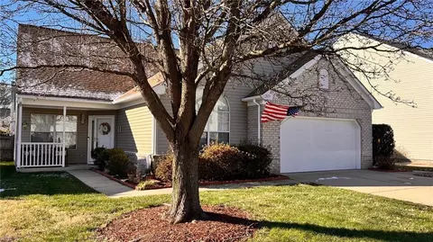 925 Holbrook Dr, Newport News, VA 23602