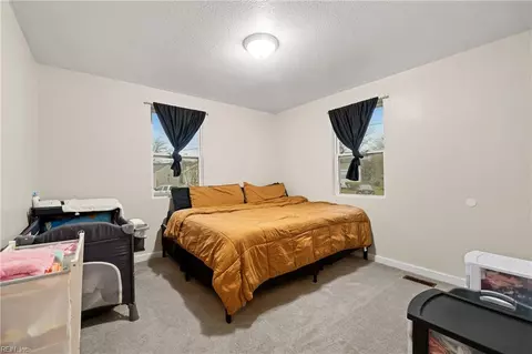 6933 Gregory Dr, Norfolk, VA 23513 photo 15