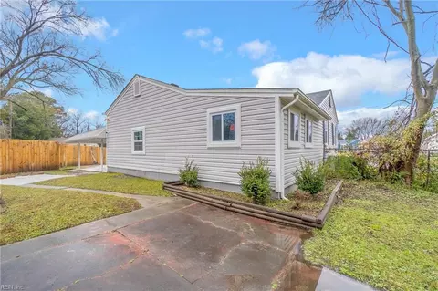 6933 Gregory Dr, Norfolk, VA 23513 photo 21