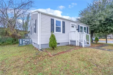 6933 Gregory Dr, Norfolk, VA 23513