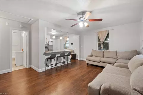 6933 Gregory Dr, Norfolk, VA 23513 photo 6