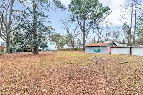 Exterior - 484 Whealton Rd, Hampton, VA 23666 photo 5 of 5