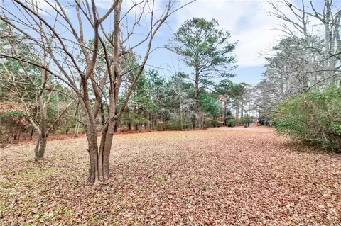 Exterior - 484 Whealton Rd, Hampton, VA 23666 photo 4 of 5