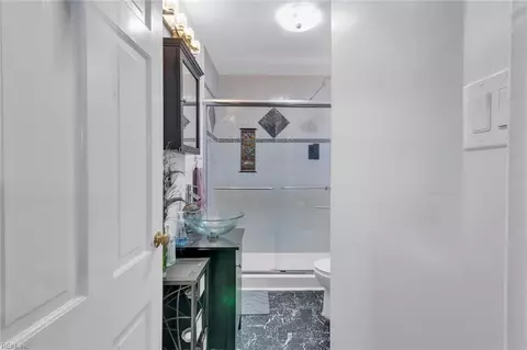 Bath - 484 Whealton Rd, Hampton, VA 23666 photo 2 of 2