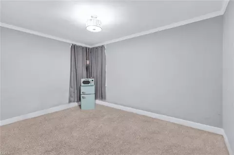 Bedroom - 484 Whealton Rd, Hampton, VA 23666 photo 4 of 4