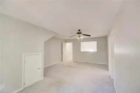 15 Evergreen Pl, Hampton, VA 23666 photo 5