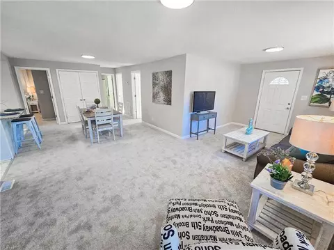 20 Jouett St, Portsmouth, VA 23702