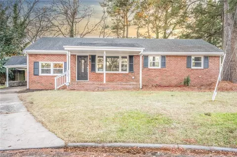 2705 Misty Point Rd, Chesapeake, VA 23323