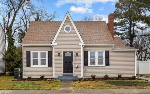 370 Ridgewell Ave, Norfolk, VA 23503