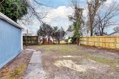 114 E Cummings Ave, Hampton, VA 23663 photo 24