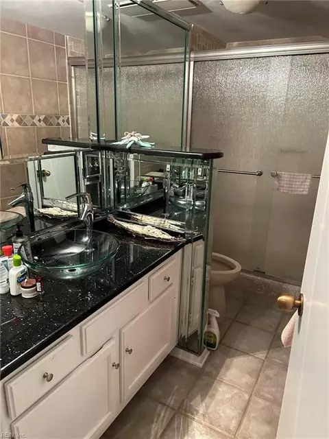 Bath - 1222 E Ocean View Ave #403, Norfolk, VA 23503 photo 1 of 3