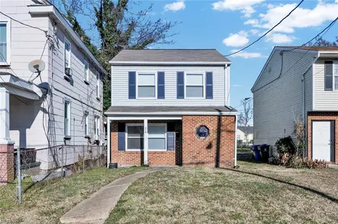318 Maple Ave, Newport News, VA 23607