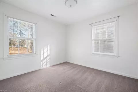 Bedroom - 153 Chichester Ave, Hampton, VA 23669 photo 1 of 2