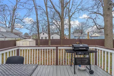 Exterior - 1108 Wright Ave, Chesapeake, VA 23324 photo 3 of 9