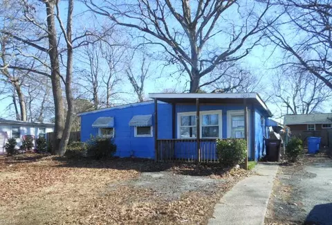1005 Bethel Rd, Chesapeake, VA 23325