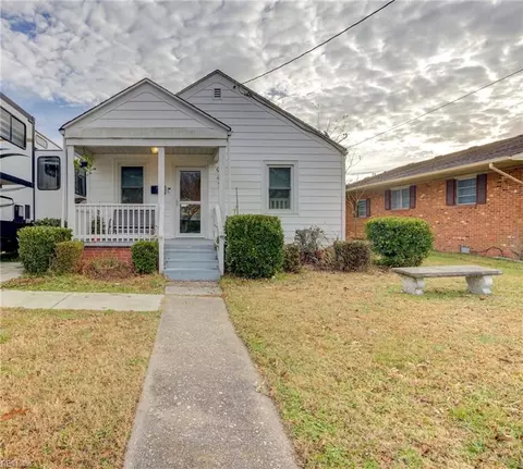 945 Hamilton Ave, Portsmouth, VA 23707