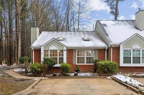 14 Silk Tree Pl, Hampton, VA 23666