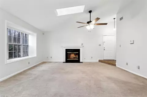 Living - 14 Silk Tree Pl, Hampton, VA 23666 photo 1 of 6