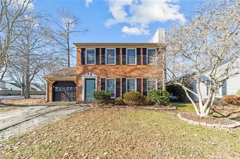 1517 Heathrow Dr, Virginia Beach, VA 23464