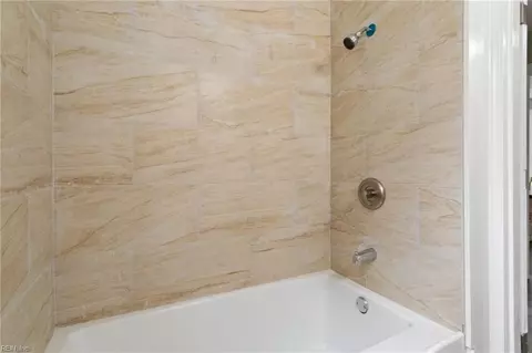 Bath - 415 Shenandoah Rd, Hampton, VA 23661 photo 2 of 4