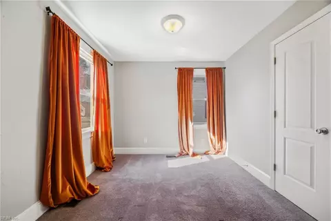 Other - 35 Henry St, Hampton, VA 23669 photo 4 of 8