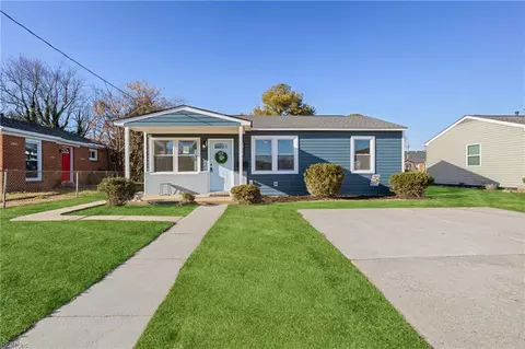 2724 Markham St, Portsmouth, VA 23707