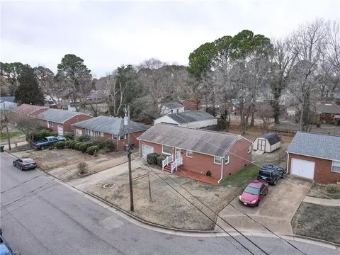 View/Area - 221 Cellardoor Ct, Hampton, VA 23666 photo 2 of 8