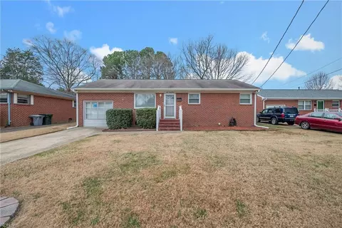 Exterior - 221 Cellardoor Ct, Hampton, VA 23666 photo 1 of 8