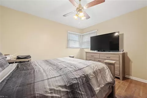 Bedroom - 221 Cellardoor Ct, Hampton, VA 23666 photo 5 of 6