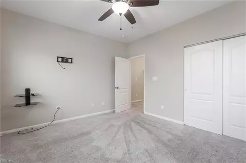 Bedroom - 315 Waterside Dr #40, Hampton, VA 23666 photo 2 of 5