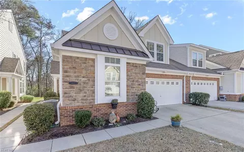 5437 Paperwhite Ln, Virginia Beach, VA 23455