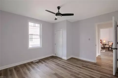 115 Locust Ave, Hampton, VA 23661 photo 22