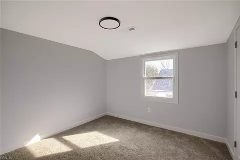 115 Locust Ave, Hampton, VA 23661 photo 12
